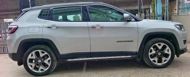 https://images10.gaadi.com/usedcar_image/4525730/original/processed_52ee7e82f3784e6343b1afc50c67413c.jpeg?imwidth=6401