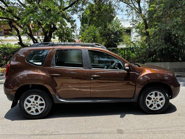 https://images10.gaadi.com/usedcar_image/4525731/original/processed_c1f9d683f96ef8f5cefa6cf3ba0488c8.jpg?imwidth=6401