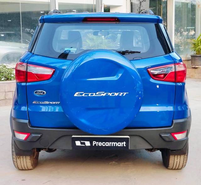 https://images10.gaadi.com/usedcar_image/4525733/original/processed_56895ce8885403555e77ed8cd439bfa8.jpeg?imwidth=6402