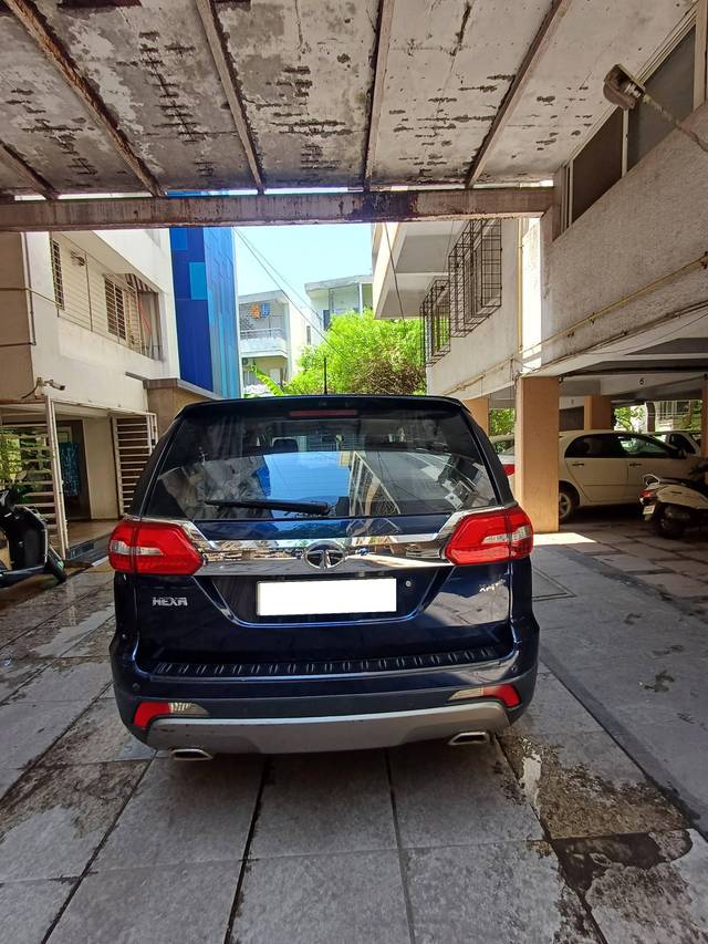 https://images10.gaadi.com/usedcar_image/4525781/original/processed_78b73023-e5a0-46bf-8bf6-bd8ad218581d.jpg?imwidth=6402