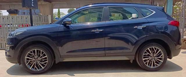 https://images10.gaadi.com/usedcar_image/4525805/original/processed_2b59838118ccd1d04bd71e8c45d06d48.jpeg?imwidth=6402