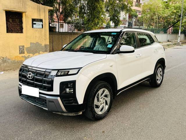 https://images10.gaadi.com/usedcar_image/4525811/original/processed_fe3e2af0fa04eb93dd15b0fb2c43dffc.jpg?imwidth=6402