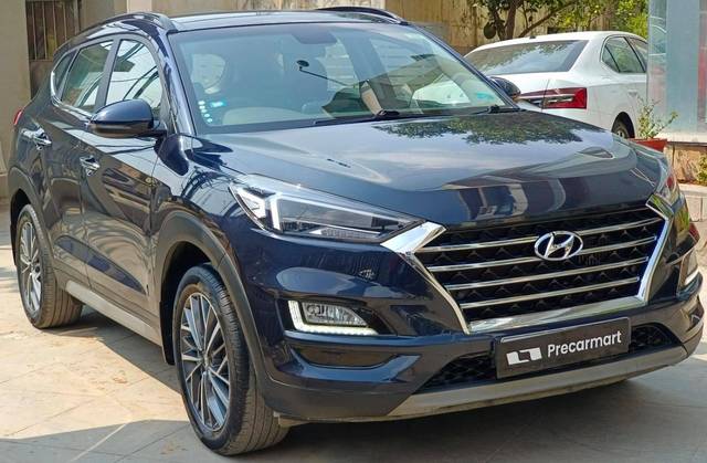 https://images10.gaadi.com/usedcar_image/4525812/original/processed_310fc1694e435857b1e015538b638e46.jpeg?imwidth=6400