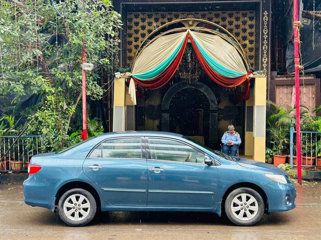 https://images10.gaadi.com/usedcar_image/4525820/original/f57a7391dbfcd8cd0fc6cce3fa510289.jpg?imwidth=6401