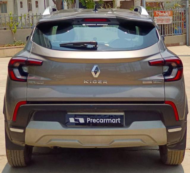 https://images10.gaadi.com/usedcar_image/4525823/original/processed_8950bcdd4137e0e10047f8a27e107454.jpeg?imwidth=6402
