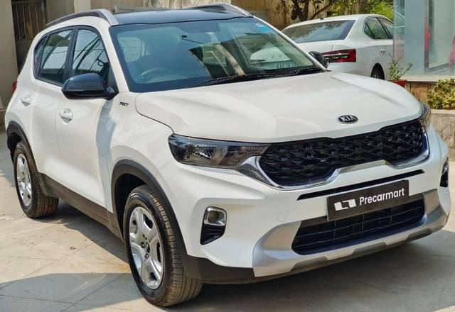 https://images10.gaadi.com/usedcar_image/4525830/original/processed_441465f2d3d1bb36306434a3f594d97b.jpeg?imwidth=6400