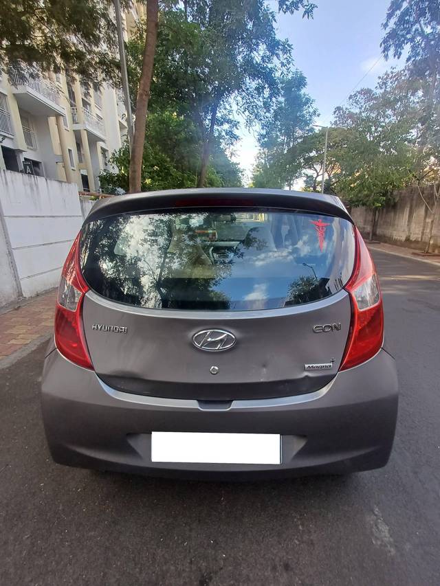 https://images10.gaadi.com/usedcar_image/4525835/original/processed_b4ba50a4-190e-4da0-b721-2dddd93e6626.jpg?imwidth=6402