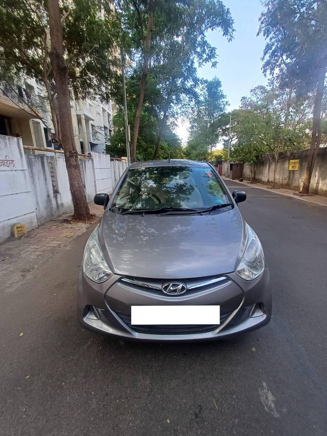 https://images10.gaadi.com/usedcar_image/4525835/original/processed_d5250ced-5be1-43d9-be98-d3106d25fa72.jpg?imwidth=6400