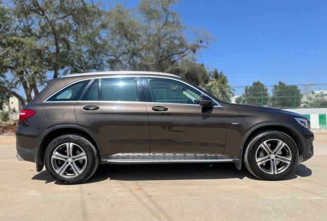 https://images10.gaadi.com/usedcar_image/4525847/original/fe3eed11322c29e720c87ab58acd7f22.jpg?imwidth=6401