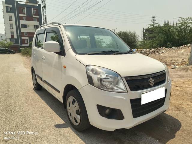 https://images10.gaadi.com/usedcar_image/4525860/original/processed_dd0f5ab96f5b0eb24851e61466498895.jpg?imwidth=6400