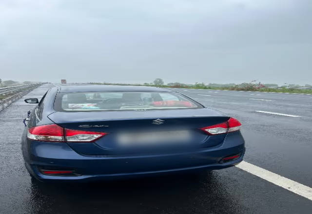 https://images10.gaadi.com/usedcar_image/4525861/original/912c6142-689b-4af4-9101-54ff6bb6ae36.?imwidth=6400