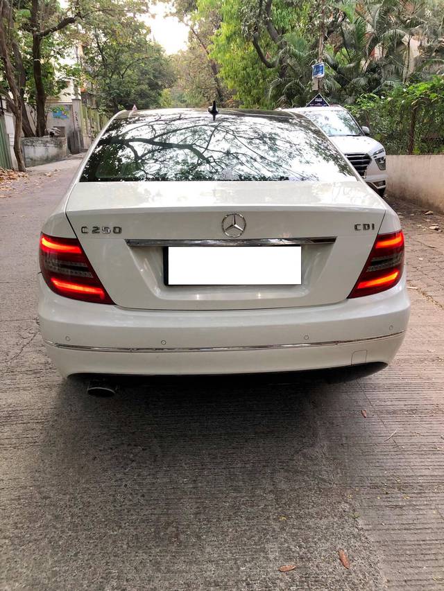 https://images10.gaadi.com/usedcar_image/4525868/original/processed_a6c25686-d5de-4071-84fe-34a1aa0be574.jpg?imwidth=6401