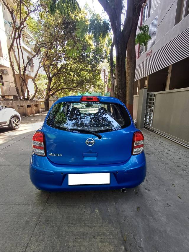 https://images10.gaadi.com/usedcar_image/4525879/original/processed_e2e57290-582f-48fa-9d2f-6405ab8cf1d5.jpg?imwidth=6402