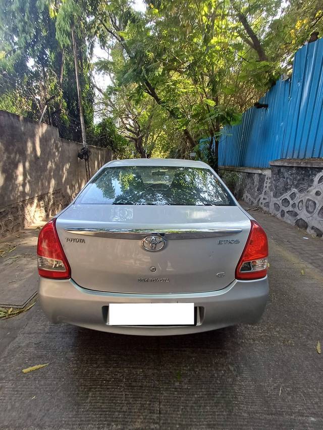 https://images10.gaadi.com/usedcar_image/4525885/original/processed_b8b87b02-b7a2-4385-8be1-11781018ea01.jpg?imwidth=6402