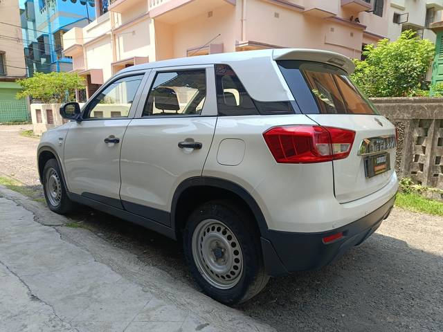 https://images10.gaadi.com/usedcar_image/4525893/original/processed_c55a9d6acb746331debbb2f13b1db2c6.jpg?imwidth=6402