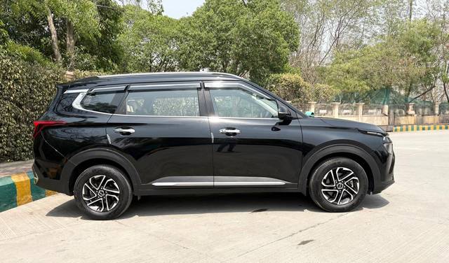 https://images10.gaadi.com/usedcar_image/4525932/original/bf1f9b554e1320b658ae5cef2699f826.jpg?imwidth=6401