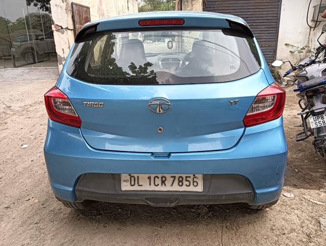 https://images10.gaadi.com/usedcar_image/4525968/original/527b070e6e988d3d437d11e910d7d0d4.jpg?imwidth=6401