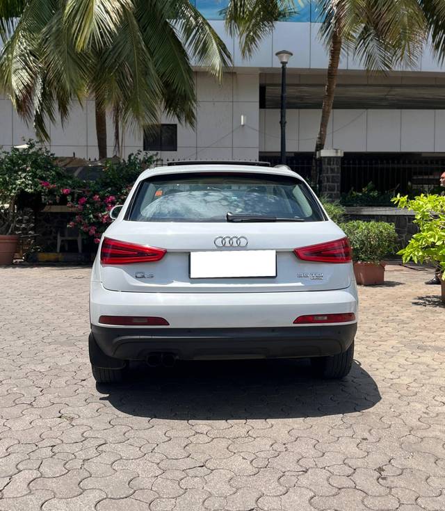 https://images10.gaadi.com/usedcar_image/4526006/original/processed_12a6d0ac79ea00110bd1c59e513c497c.jpeg?imwidth=6401