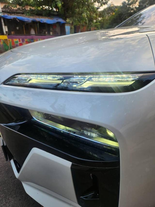 https://images10.gaadi.com/usedcar_image/4526009/original/f7b6dc9c14f4e481af240c1ff590bd63.jpeg?imwidth=6402