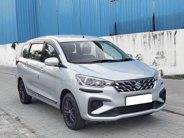 https://images10.gaadi.com/usedcar_image/4526010/original/processed_757efd4e6fa9811de4d7c006d49a4571.jpg?imwidth=6400