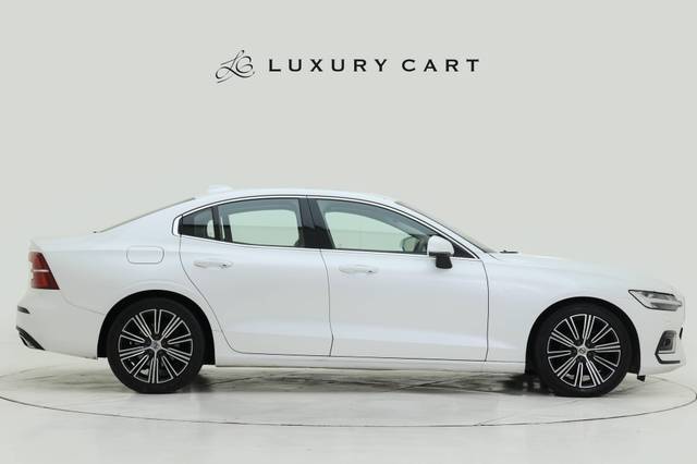 https://images10.gaadi.com/usedcar_image/4526027/original/processed_e0263621a0e83591344e65430212d6bb.jpg?imwidth=6401