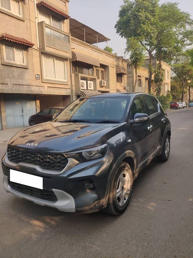 https://images10.gaadi.com/usedcar_image/4526035/original/processed_01cc5eb2c7a52971ffafd85d2b023e50.jpg?imwidth=6401