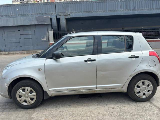https://images10.gaadi.com/usedcar_image/4526040/original/b53a0a775537a5cc82a4e6e69338e675.jpeg?imwidth=6402