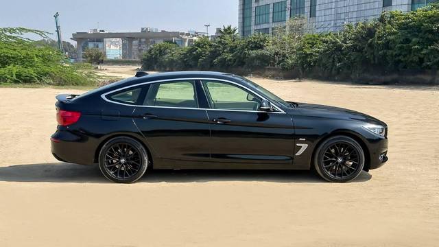 https://images10.gaadi.com/usedcar_image/4526042/original/processed_8200ba62f07c2d6c3b015f14b802e4b1.jpg?imwidth=6401