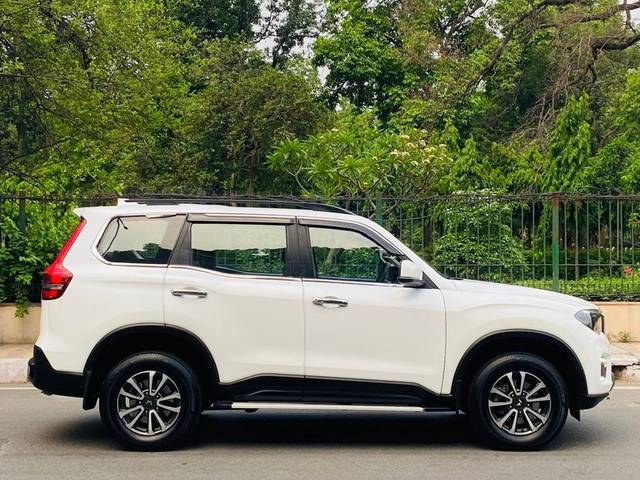 https://images10.gaadi.com/usedcar_image/4526089/original/8f6f5486621254c455feeda83f8e794d.jpg?imwidth=6401