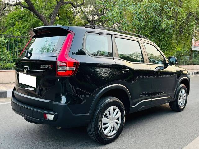https://images10.gaadi.com/usedcar_image/4526098/original/processed_c352d3ed0af8e8ed808c870c54f37a85.jpg?imwidth=6402