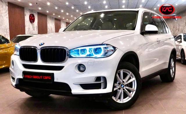 https://images10.gaadi.com/usedcar_image/4526099/original/b6a727ac0bb0628e892619488b06414d.jpg?imwidth=6401