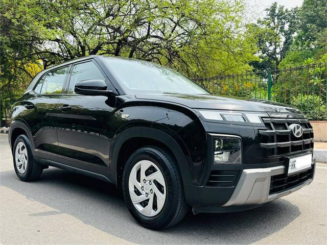 https://images10.gaadi.com/usedcar_image/4526101/original/processed_71a02c7d9fa283e6d0b89e8b199b58b8.jpg?imwidth=6400