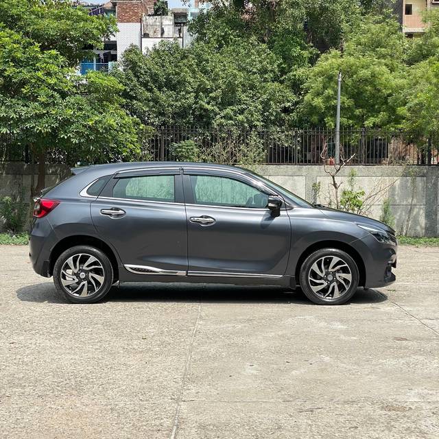 https://images10.gaadi.com/usedcar_image/4526102/original/3ff9908ab7e09b60f3c219ffc47347e5.jpg?imwidth=6401