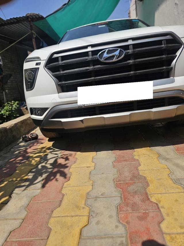 https://images10.gaadi.com/usedcar_image/4526117/original/processed_b06bedc8fd4f1fb01700a92bf7a3b355.jpeg?imwidth=6401