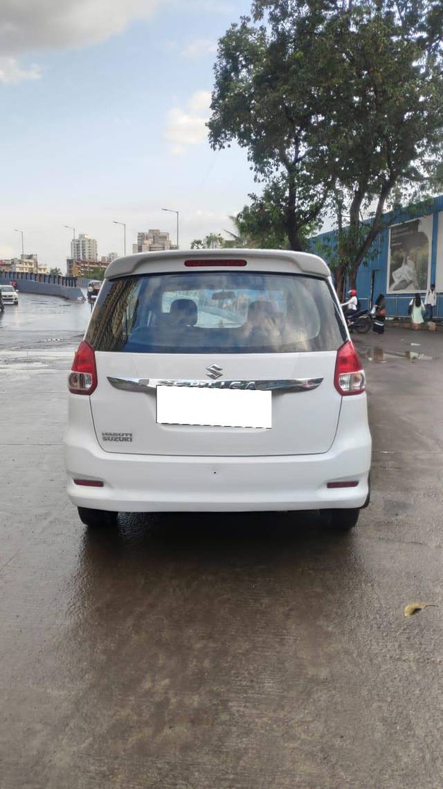 https://images10.gaadi.com/usedcar_image/4526121/original/processed_17d6cfd55092821113e172ae8a8826d6.jpg?imwidth=6402