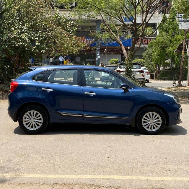https://images10.gaadi.com/usedcar_image/4526126/original/processed_b62acfecaac7b81ada4f32e9374628bc.jpg?imwidth=6401