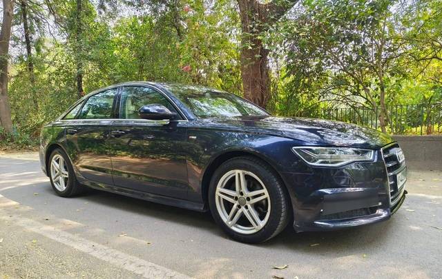 https://images10.gaadi.com/usedcar_image/4526146/original/processed_2cc8543d3db786df960c57ca636ad09f.jpeg?imwidth=6400