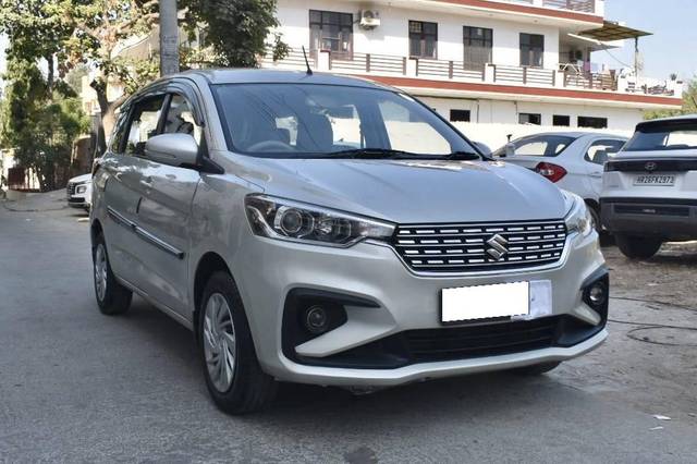 https://images10.gaadi.com/usedcar_image/4526165/original/processed_2a7af712f3e25907396d664cbc9dcd7a.jpg?imwidth=6400
