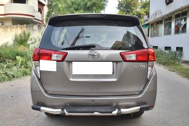 https://images10.gaadi.com/usedcar_image/4526171/original/processed_54b19f95b92469c8f77bb63d0749840b.jpg?imwidth=6402