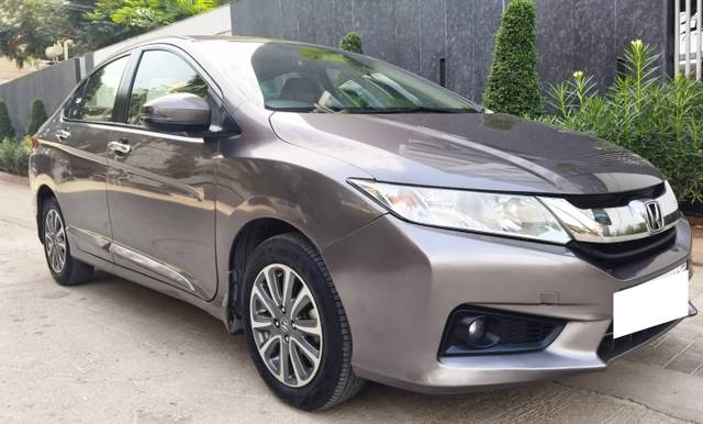 https://images10.gaadi.com/usedcar_image/4526172/original/processed_4fdd8195-b897-4a5c-b152-c71a5ec8fcb6.jpg?imwidth=6400