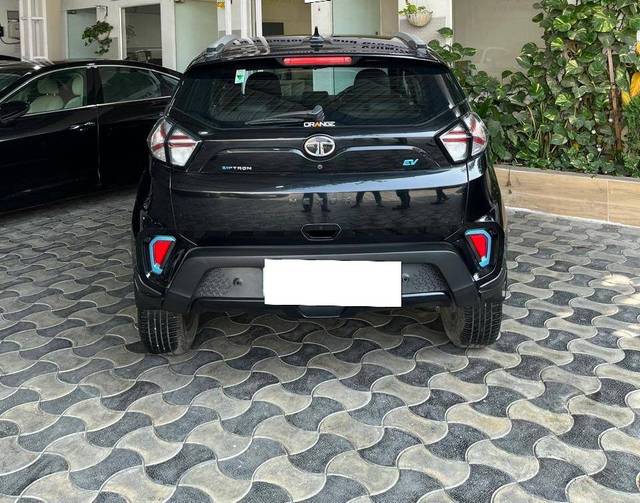 https://images10.gaadi.com/usedcar_image/4526178/original/processed_755b12de779720c05e30296209e0960c.jpg?imwidth=6401