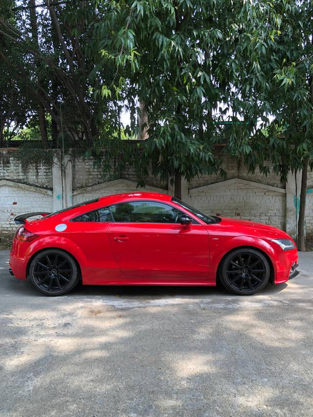 https://images10.gaadi.com/usedcar_image/4526232/original/bad086b11cbca6c9e34ec574689e2bde.jpg?imwidth=6401