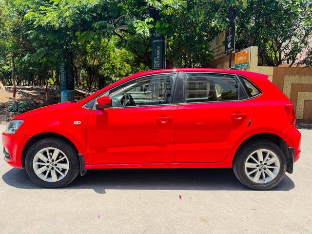https://images10.gaadi.com/usedcar_image/4526238/original/processed_d0873a77da538b0eb9f013f2d9995cb7.jpg?imwidth=6401
