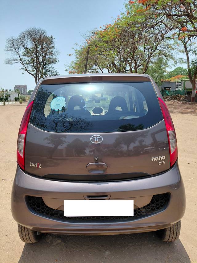 https://images10.gaadi.com/usedcar_image/4526250/original/processed_1268658d5062d12451321f1f5ebe07cd.jpg?imwidth=6402