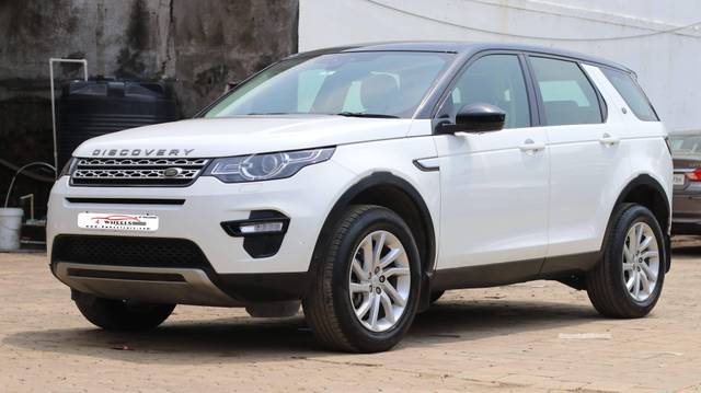 https://images10.gaadi.com/usedcar_image/4526255/original/processed_d25d7a898187e7f8850828dbe7b6ad78.jpg?imwidth=6401