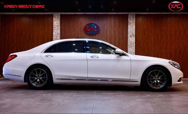 https://images10.gaadi.com/usedcar_image/4526265/original/processed_a0f3624188568aa66d0046ffa02f187c.jpg?imwidth=6401