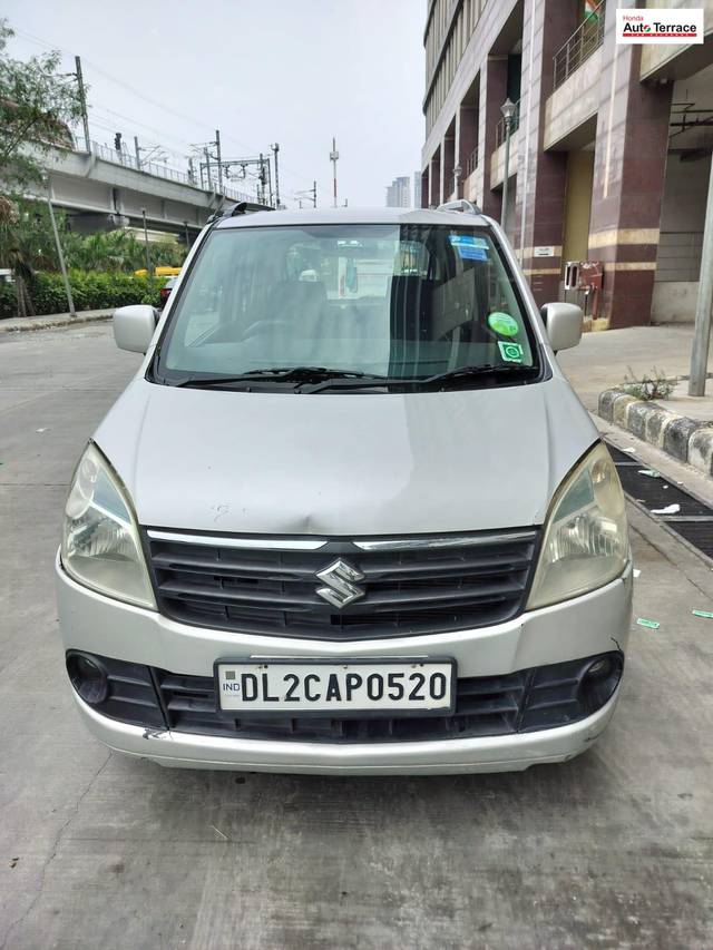 https://images10.gaadi.com/usedcar_image/4526272/original/781053652d0e387b972c41139ab95080.jpg?imwidth=6400