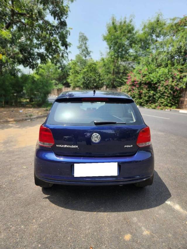 https://images10.gaadi.com/usedcar_image/4526276/original/processed_cedf0acf1c4b8283eb6309e778f4c6d5.jpeg?imwidth=6401