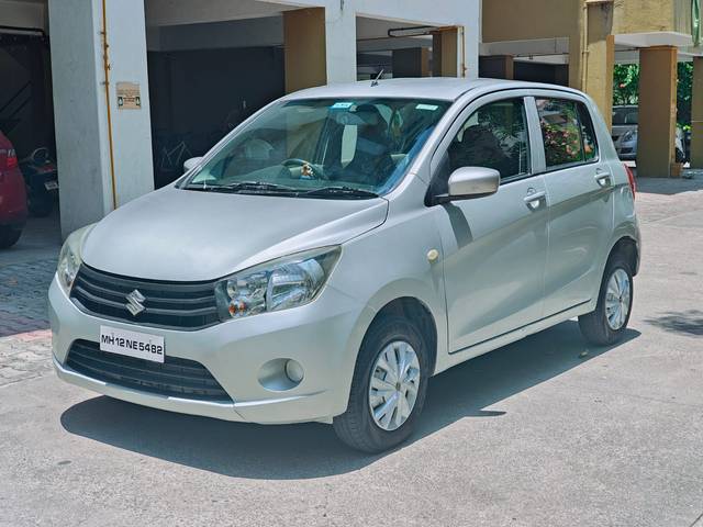 https://images10.gaadi.com/usedcar_image/4526278/original/858d9d9f821e19484b6bb9a5558af9c6.jpg?imwidth=6402