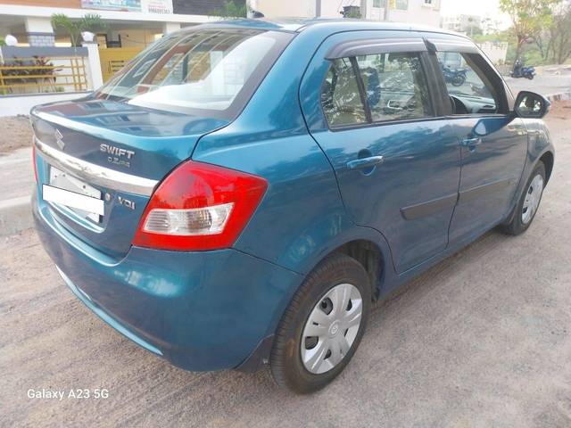 https://images10.gaadi.com/usedcar_image/4526289/original/processed_ae3110f5b225e1d2a84fb99249e4b8ae.jpg?imwidth=6402